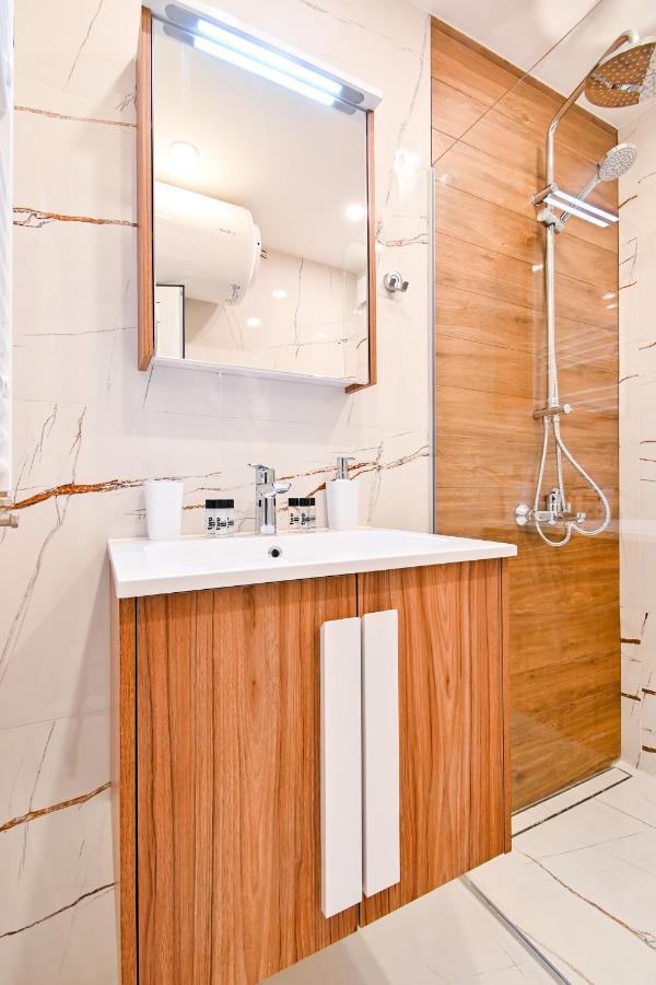 Armand De Azurro Apartamento